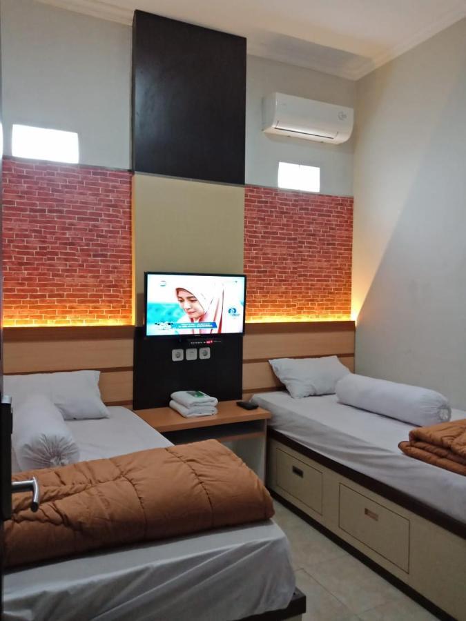 Amaya Guest House Syariah Alastuwo Exteriör bild